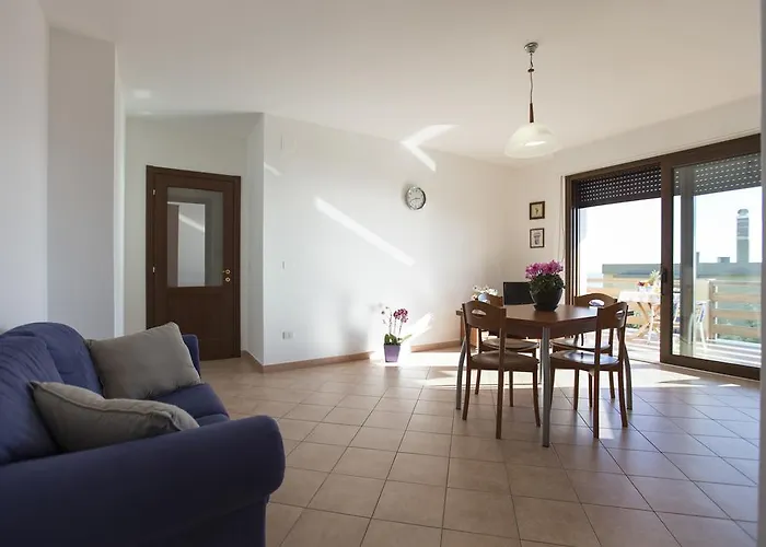 Elena House Fertilia