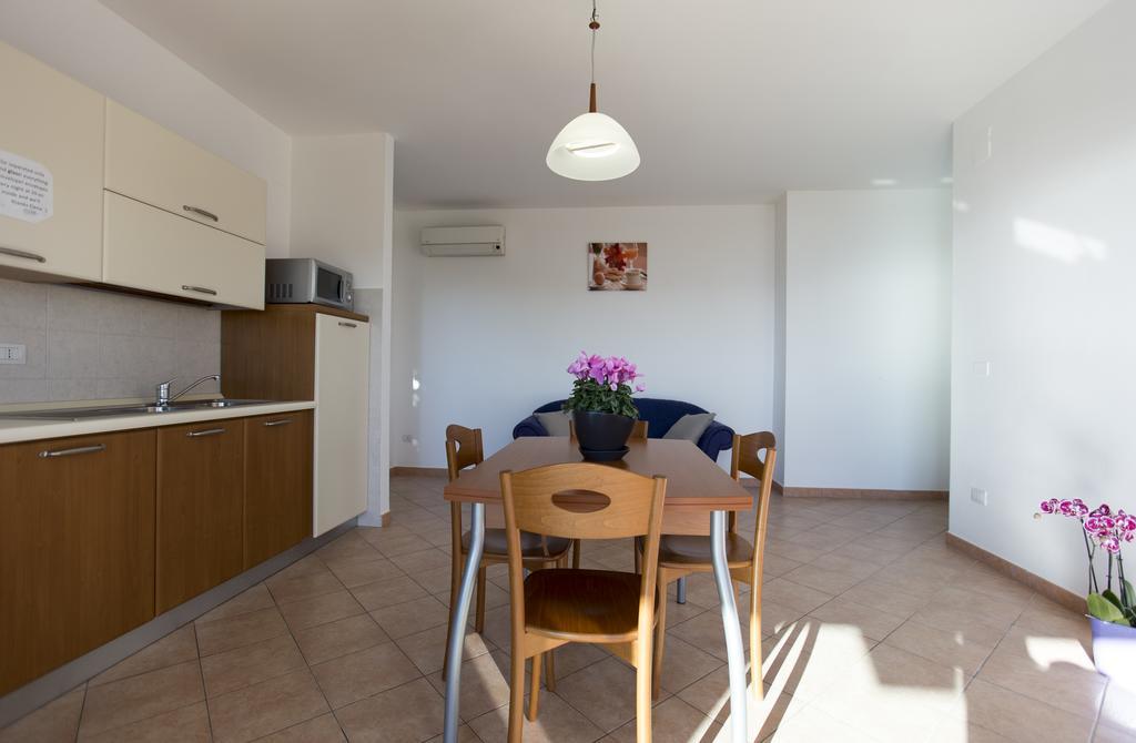 Elena House Fertilia